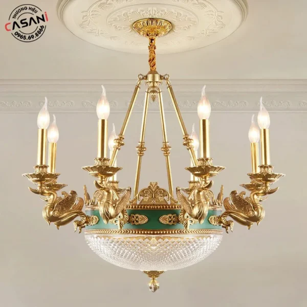 Đèn chùm thiết kế độc đáo, đậm chất Hoàng Gia