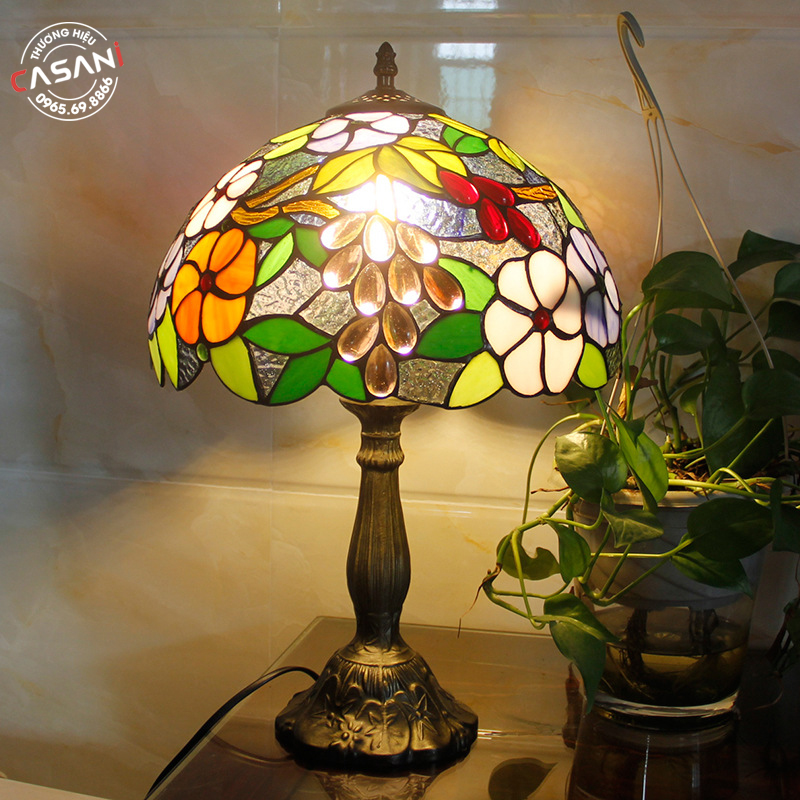 Đèn bàn trang trí DDB-8115 3 Chất liệu cao cấp của đèn bàn tiffany