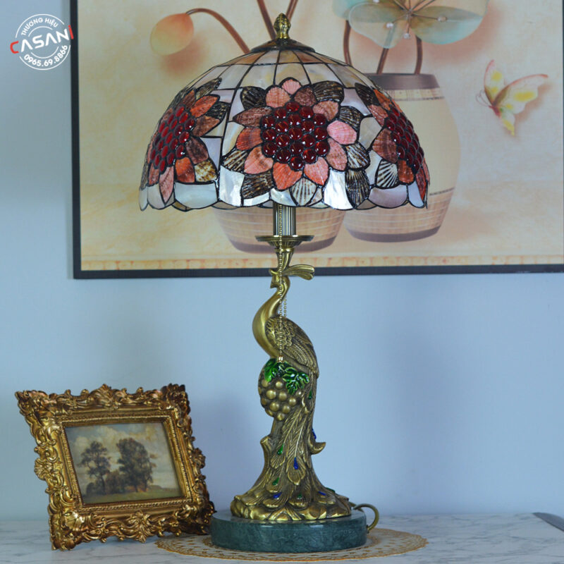 ĐÈN BÀN TRANG TRÍ TIFFANY DDB-8328 6 PHONG CÁCH THIẾT KẾ CỦA ĐÈN BÀN TIFFANY