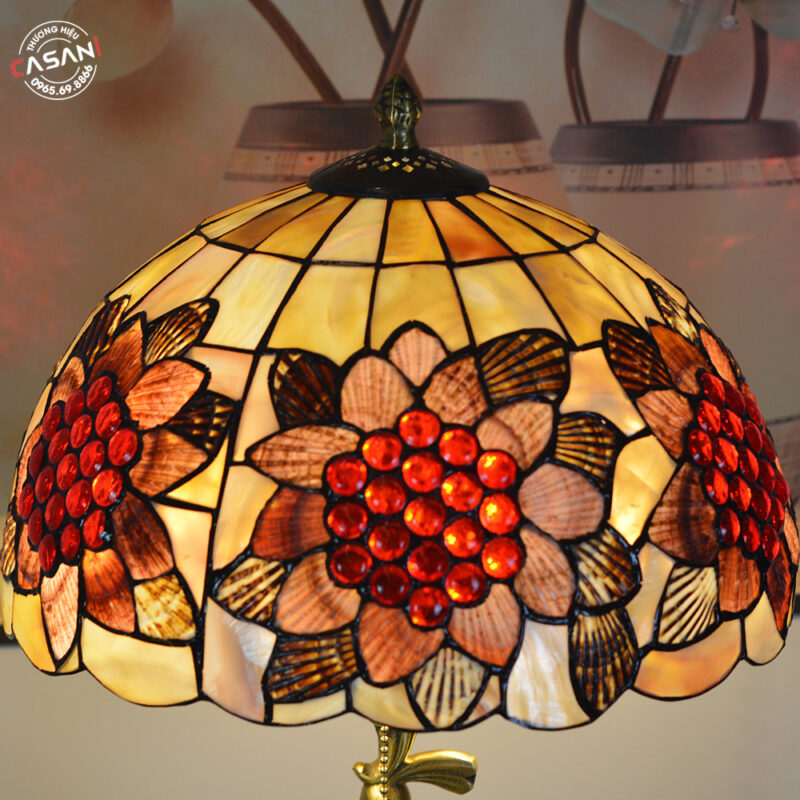ĐÈN BÀN TRANG TRÍ TIFFANY DDB-8328 4 CHẤT LIỆU CAO CẤP CỦA ĐÈN BÀN TIFFANY