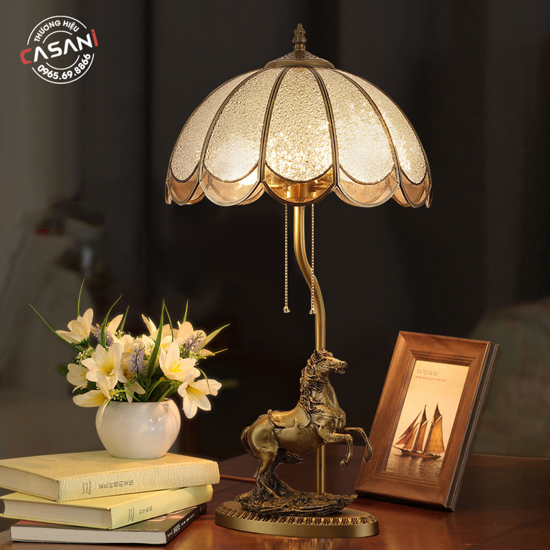 ĐÈN BÀN TRANG TRÍ TIFFANY DDB-8343 4 Đèn bàn phù hợp với nhiều không gian